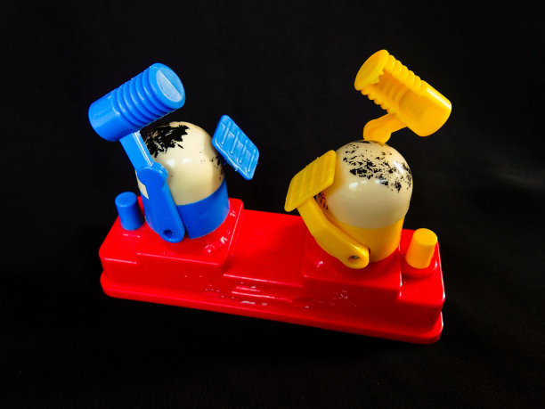 玩具互相撞击图片下载