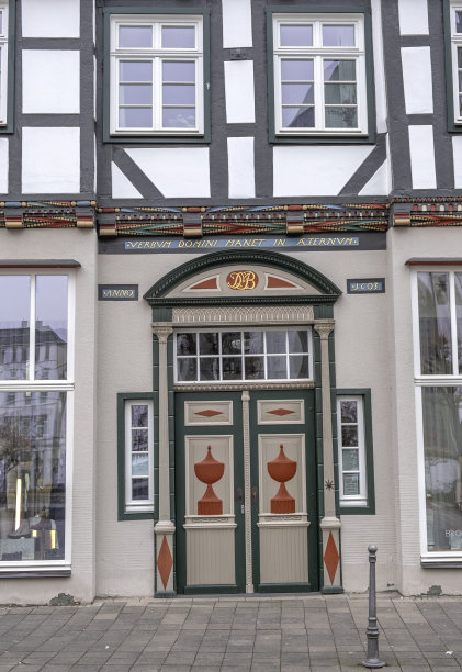 德国利普施塔特市一家商店的建筑和门图片下载