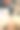 木工在车间工作台上使用无绳电钻的特写图片下载