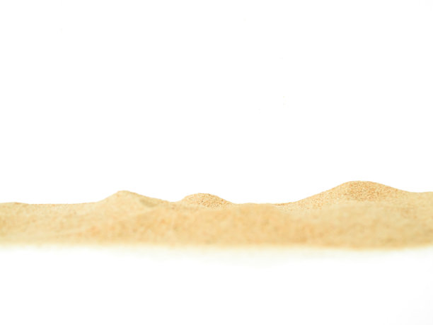 沙滩孤立的白色背景纹理夏季沙漠禅宗花园海岸海洋度假，炎热的夏季热带场景寒冷的自然，夏季瑜伽假期沙丘堆干燥棕色堆颗粒。图片下载