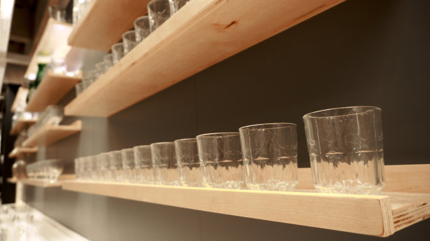 葡萄酒杯。图片下载