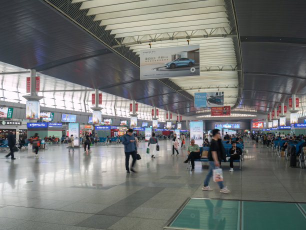 天津火车站大厅图片下载