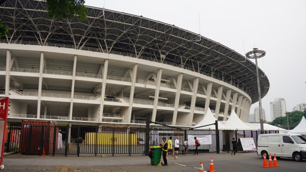 蓬卡诺综合建筑图片下载