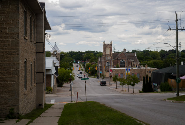 加拿大安大略省费格斯的老城区有历史建筑图片下载