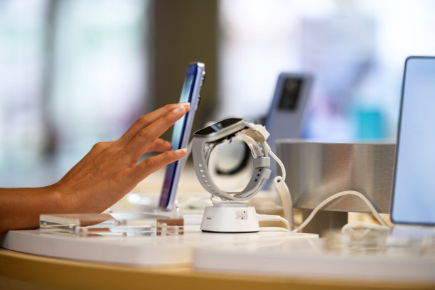 智能手机和智能手表商店图片下载