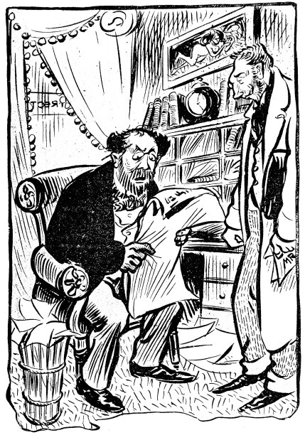 两个老人在客厅里看报纸，其中一个看起来很惊讶图片下载