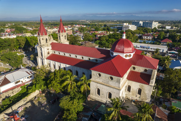 菲律宾伊洛伊洛市-莫洛教堂的早晨航拍，也被称为圣安妮教区教堂。图片下载