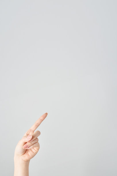 一个女人的食指对角线向上图片下载