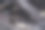 用清水冲洗汽车发动机的特写照片图片下载