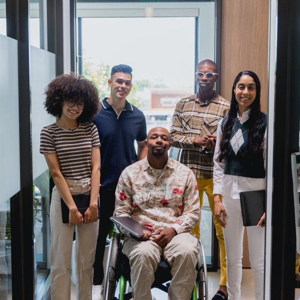 多样化和动态的业务团队肖像图片下载