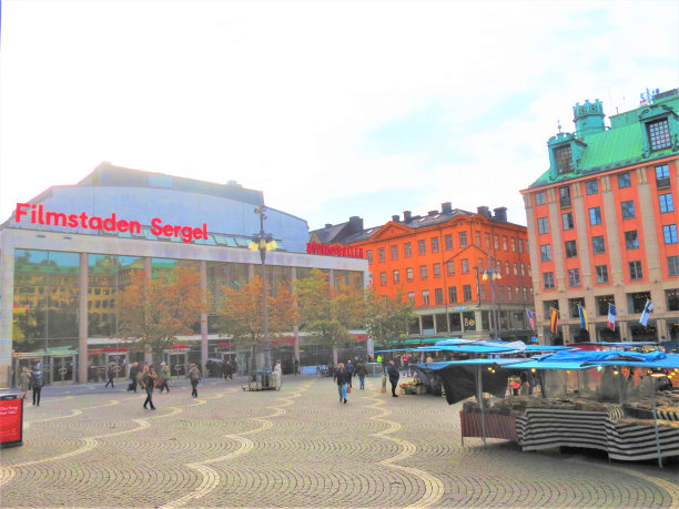 斯德哥尔摩Hotorget市中心市场广场。图片下载