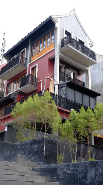 美丽的外观建筑在龙镇，在泰国流行的照片拍摄。图片下载