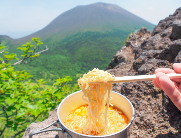 活火山浅间山和方便面[日本]图片下载