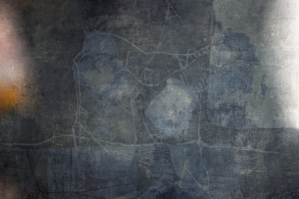 旧墙，蓝色，黑色和白色的背景与复制空间库存照片。背景，锈迹抽象纹理。空旧墙，画。对比强烈，库存照片图片下载