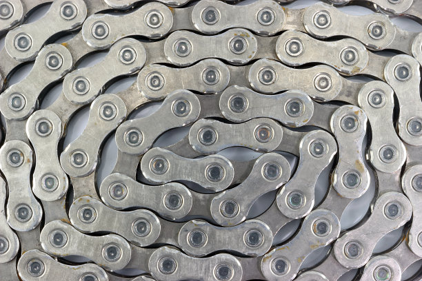 自行车的链条结成了一个圈图片下载