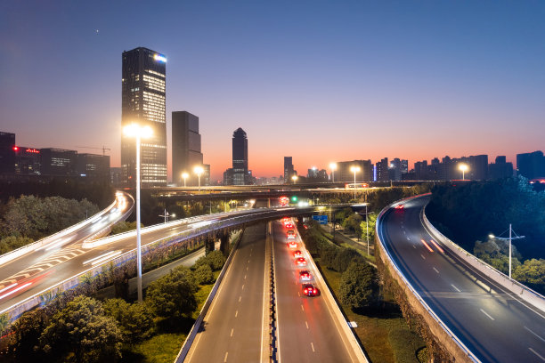 傍晚城市路桥交通图片下载