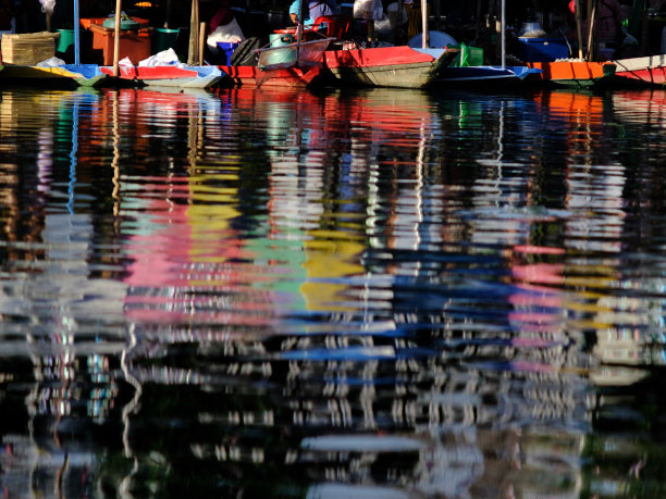 浮动的市场图片下载
