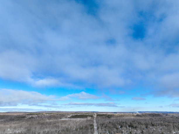 冬天的乔治亚湾靠近加拿大安大略省的蒂尼图片下载
