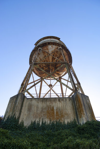 旧金山湾标志性的恶魔岛图片下载