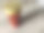 木桌上放着透明包装的辣椒酱图片下载