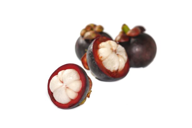 白色背景上的水果图片，白色背景上的山竹甜美可口。图片下载