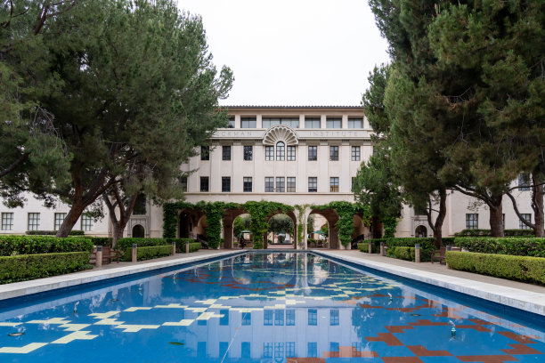 美国加州帕萨迪纳市加州理工学院贝克曼研究所图片下载