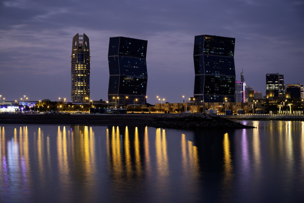 卡塔尔多哈蒙德里安酒店与之字塔图片下载