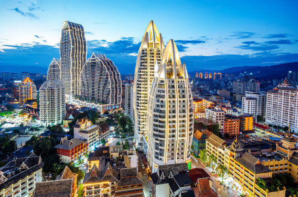 西双版纳的异域建筑图片下载