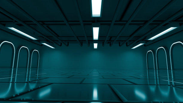 天花板上有管网的空房间。图片下载