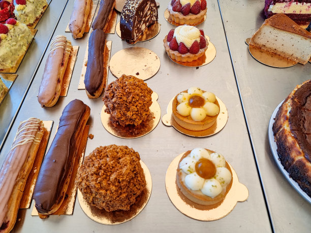 新鲜和丰富多彩的烘焙甜点图片下载