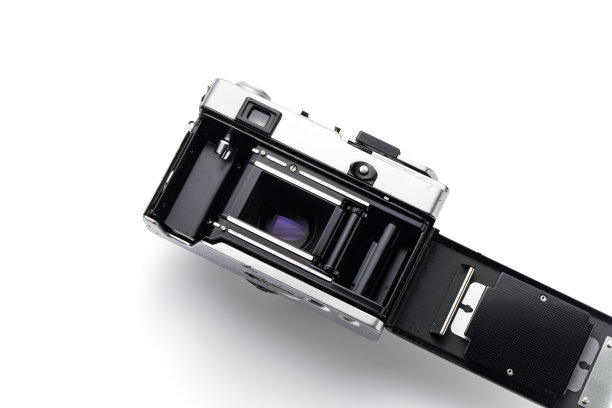 旧胶片相机孤立在白色背景上图片下载