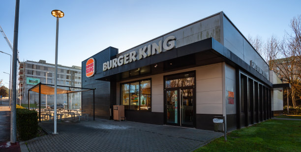 汉堡王快餐加盟店入口或营业时间前进入。汉堡快餐图片下载