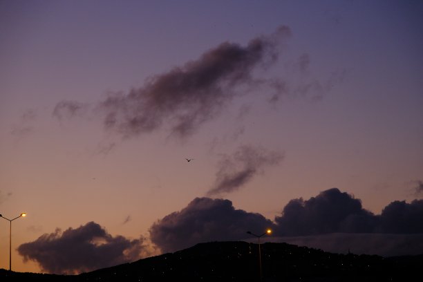 秋天早晨的天空图片下载