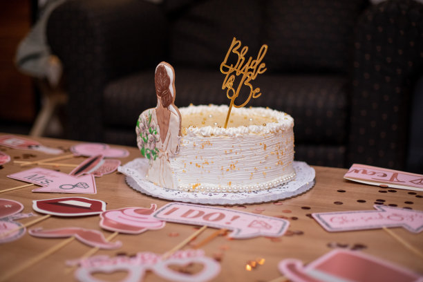 单身派对配饰和蛋糕图片下载