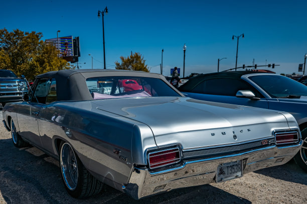 1967年别克GS 400敞篷车图片下载