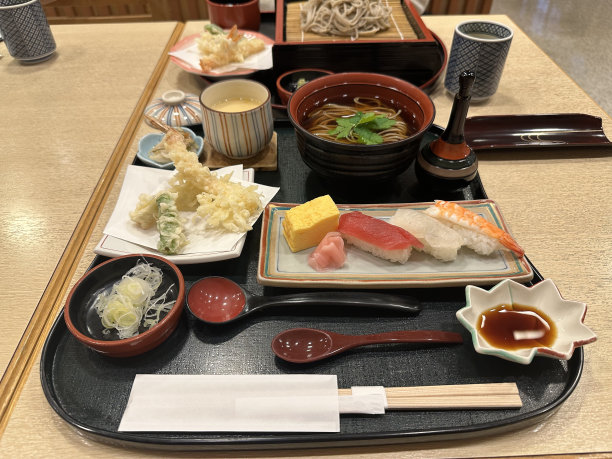 日式料理荞麦面套餐图片下载