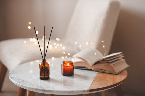 温馨的家庭氛围图片下载