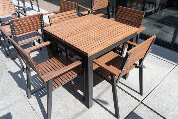 采购产品街餐厅表，空咖啡馆表，小酒馆座位，酒吧露台，户外餐厅，自助餐厅图片下载