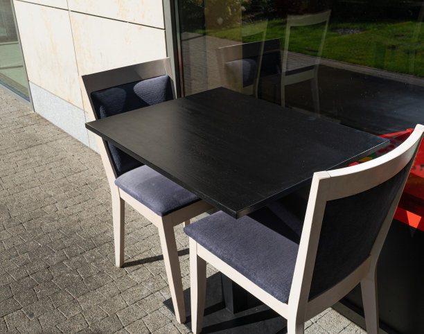 采购产品街餐厅表，空咖啡馆表，小酒馆座位，酒吧露台，户外餐厅，自助餐厅图片下载