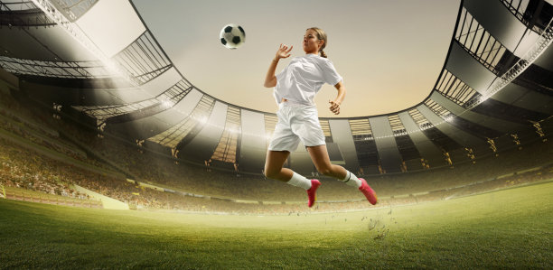 水平图像横幅与年轻的决心运动员，女孩，足球运动员在运动，动作，击球与胸部。3D渲染的体育场与手电筒和球迷论坛图片下载