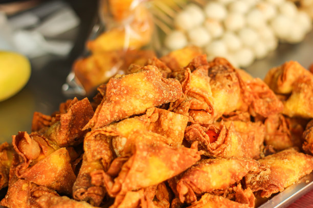 泰国的街头小吃看起来味道不错，看起来很好吃。图片下载