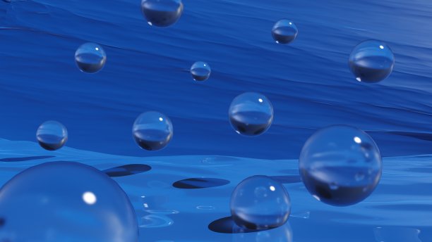 在黄昏的灯光下，水面上漂浮着大小均匀的气泡，后面是一大波水。图片下载