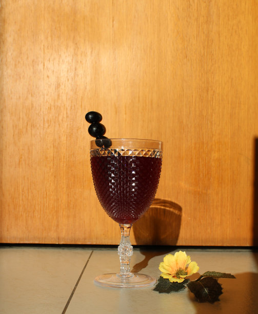 酒吧、餐厅和庆祝活动的鸡尾酒照片图片下载