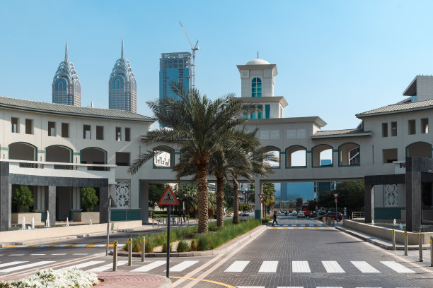 城市的和谐图片下载