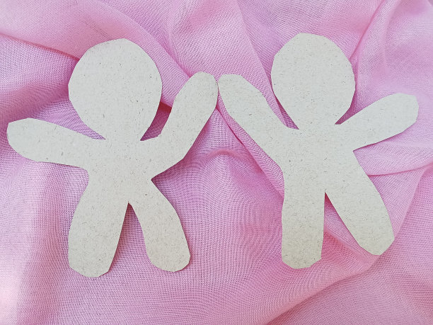 坠入爱河图片下载