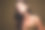 照片的富有的女士百万富翁新娘戴珍贵的配件孤立的棕色渐变色背景图片下载