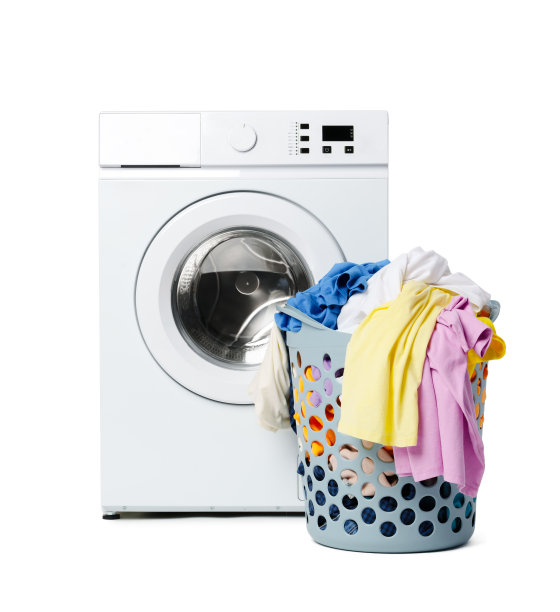 白色前负荷洗衣机和洗衣篮图片下载