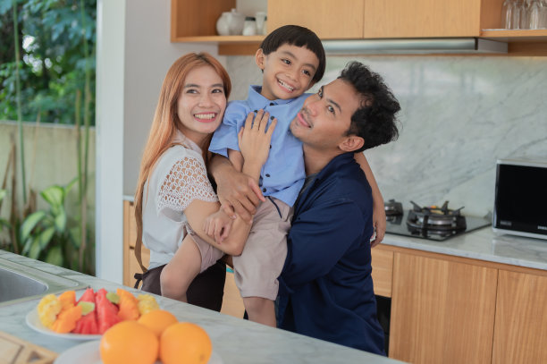 亚洲家庭旅游团体照片库存照片图片下载