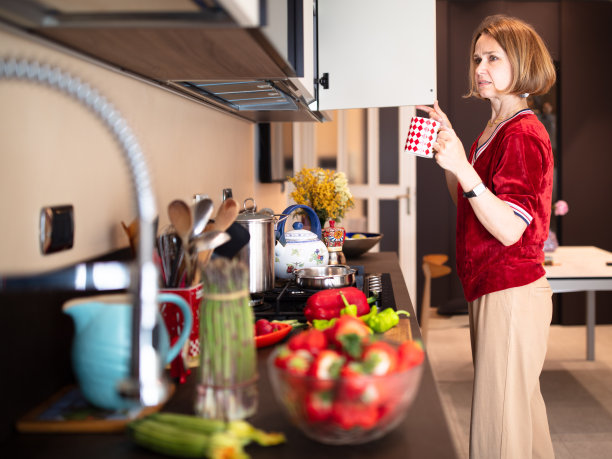 聪明工作的好处。图片下载