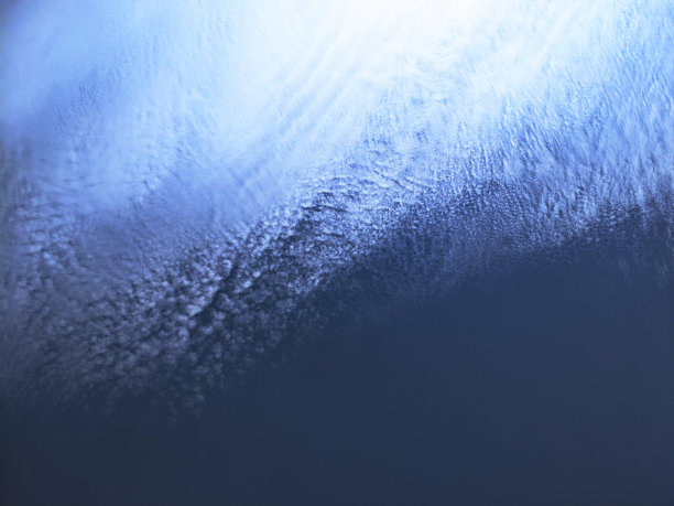 仰望天空。的背景图片。图片下载